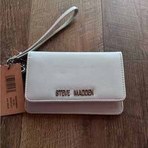 NWT Steve Madden Wristlet